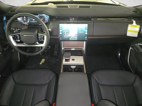 New 2026 Land Rover Range Rover SE image 9