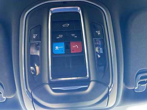 Used 2022 Jeep Wagoneer Series I image 42