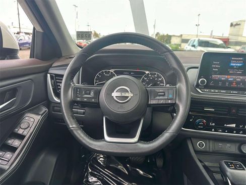 Certified 2023 Nissan Rogue SV w/ SV Premium Package image 14