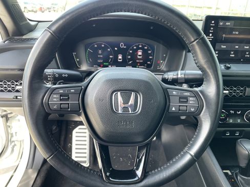 Used 2024 Honda Accord Sport image 12