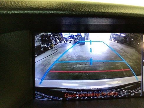 Used 2013 Lexus LS 460 w/ Comfort Pkg RWD image 13