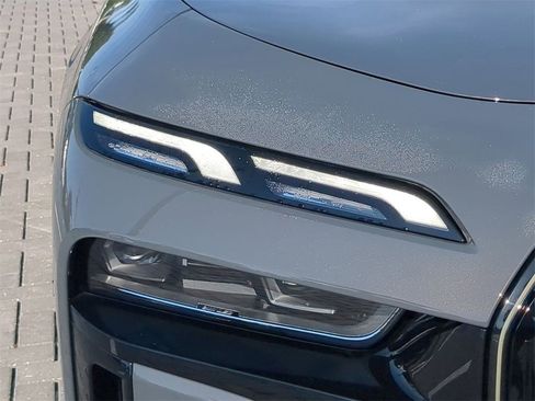 Certified 2026 BMW 740i xDrive image 11