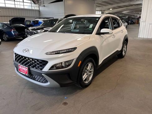 Used 2023 Hyundai Kona SE image 7