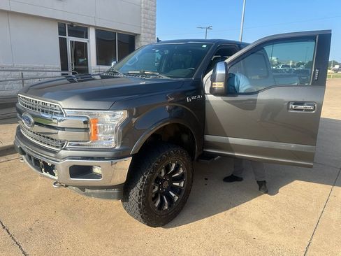Used 2018 Ford F150 Lariat RWD image 15