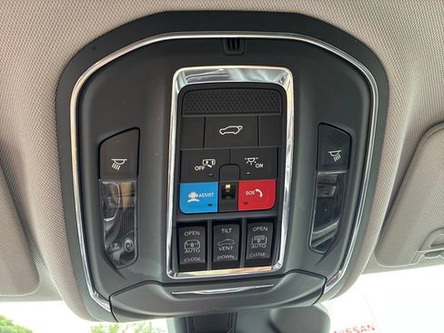 Used 2024 Jeep Grand Cherokee Limited 4xe AWD/4WD image 23