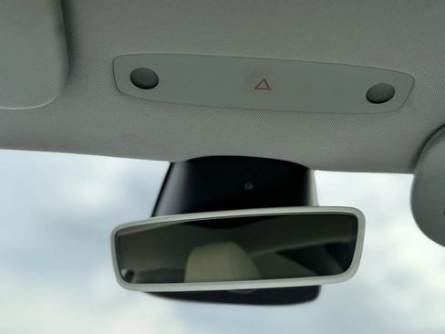Used 2025 Tesla Model 3 Long Range RWD image 31