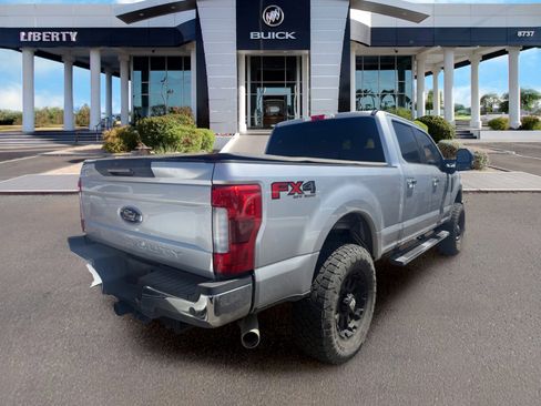 Used 2019 Ford F250 Lariat w/ Lariat Ultimate Package AWD/4WD image 2