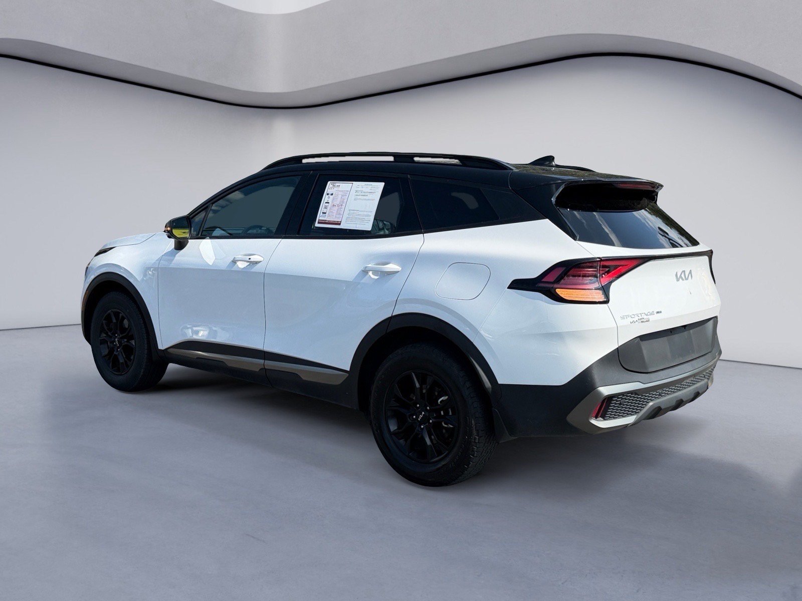 Used 2024 Kia Sportage X-Pro Prestige AWD/4WD image 3
