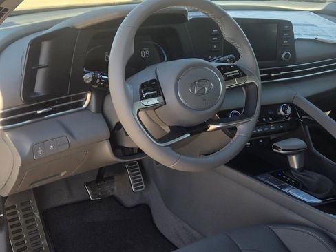 New 2026 Hyundai Elantra SEL Sport Premium FWD image 15