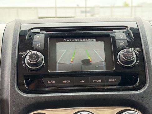 Used 2017 RAM ProMaster 3500 w/ Premium Appearance Group image 24