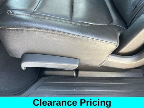Used 2021 Chevrolet Traverse RS AWD/4WD image 40