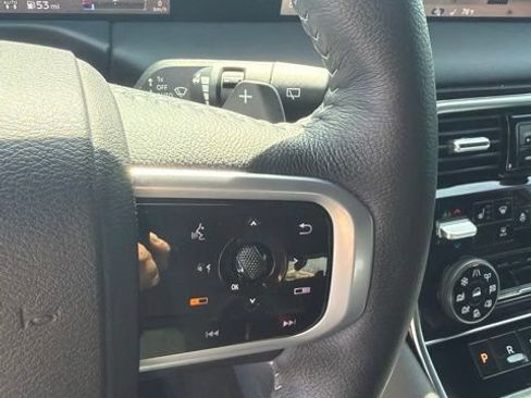 Used 2025 Nissan Armada SL w/ Captain's Chari Seat Package AWD/4WD image 20