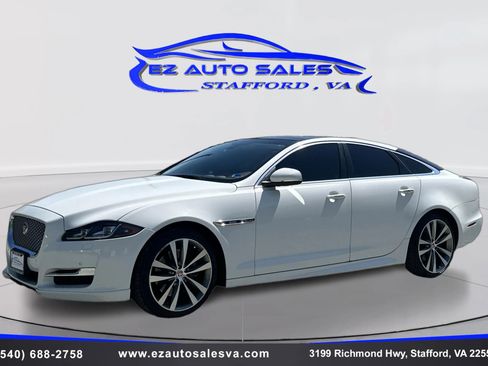 Used 2017 Jaguar XJ R-Sport AWD/4WD image 9