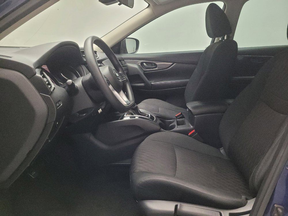 Used 2020 Nissan Rogue S FWD image 17