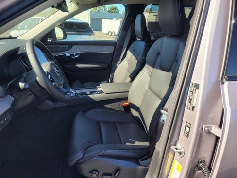 New 2026 Volvo XC90 T8 Ultra w/ Protection Package AWD/4WD image 9