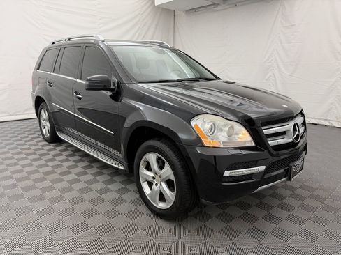 Used 2012 Mercedes-Benz GL 450 4MATIC image 3