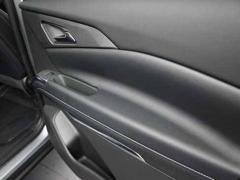 New 2026 Chevrolet Traverse LT w/ Sun and Wheel Package FWD image 21