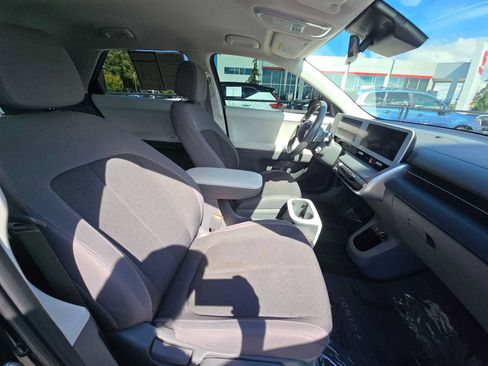 Used 2024 Hyundai Ioniq 5 SEL RWD image 11