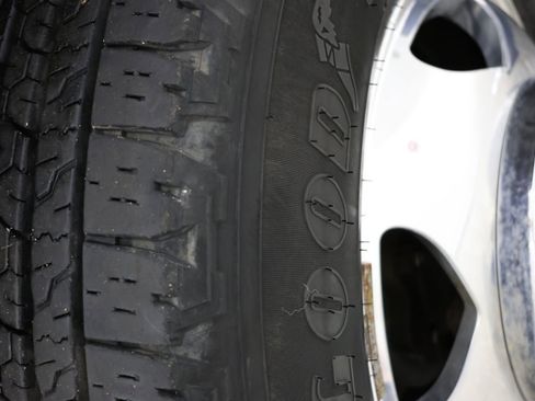 Used 2017 GMC Sierra 3500 Denali w/ Duramax Plus Package image 14