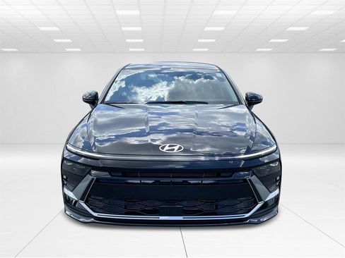 New 2025 Hyundai Sonata SE image 2