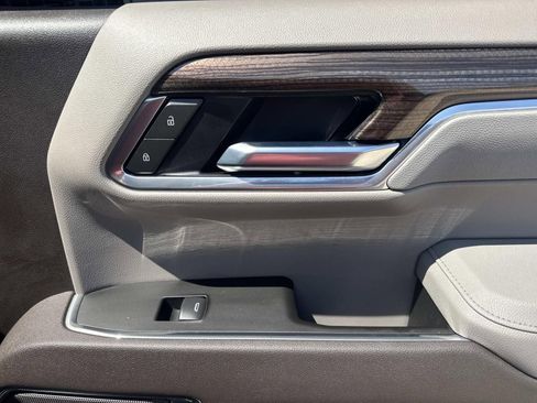 Used 2025 Chevrolet Silverado 1500 LT w/ Z71 Off-Road Package image 14