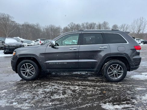 Used 2017 Jeep Grand Cherokee Limited w/ Trailer Tow Group IV image 2