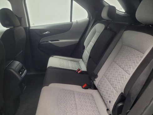 Used 2023 Chevrolet Equinox LS AWD/4WD image 18