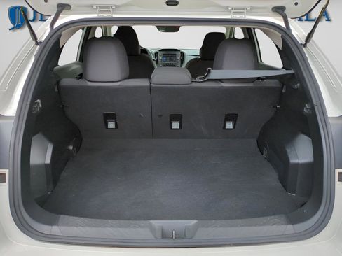 Used 2024 Subaru Crosstrek 2.0i AWD/4WD image 9