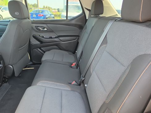 Certified 2021 Chevrolet Traverse LS FWD image 11