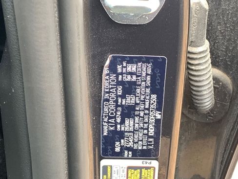 Used 2025 Kia Sportage LX image 10