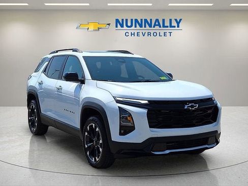 New 2026 Chevrolet Equinox RS w/ Convenience Package III FWD image 7