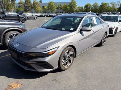 Used 2025 Hyundai Elantra Limited
