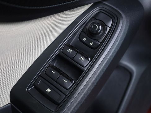 Used 2019 Subaru Impreza 2.0i w/ Eyesight AWD/4WD image 31