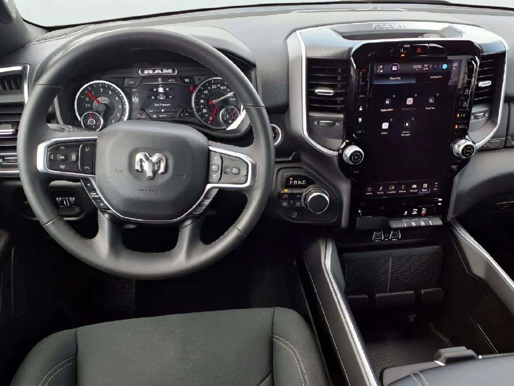 Used 2026 RAM 1500 Big Horn AWD/4WD image 11