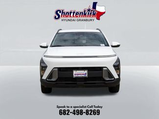 Used 2025 Hyundai Kona SEL FWD video 2