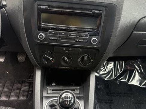 Used 2014 Volkswagen Jetta S FWD image 14