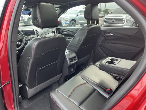 Used 2023 Chevrolet Equinox RS w/ RS Leather Package FWD image 32
