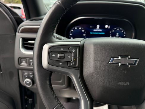 Used 2022 Chevrolet Tahoe Z71 w/ Luxury Package image 40