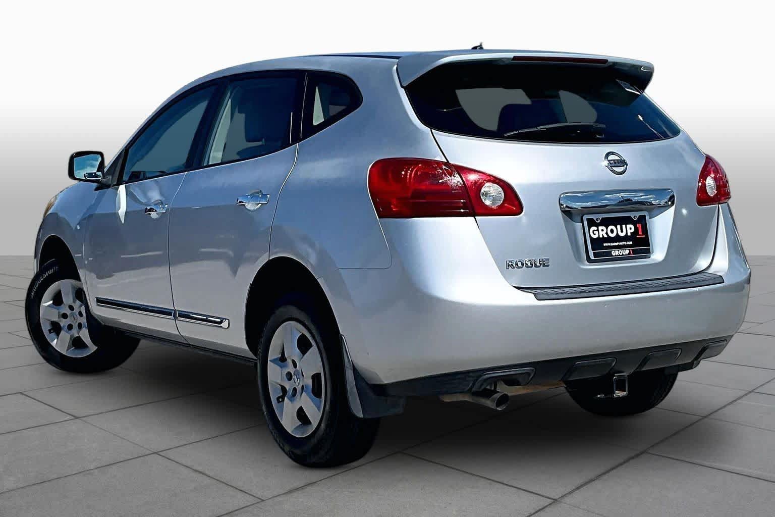 Used 2011 Nissan Rogue S FWD image 11