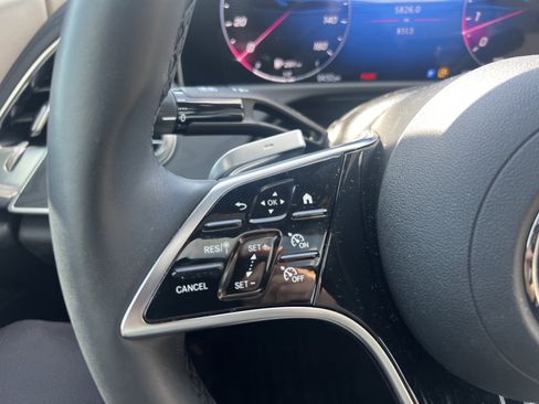 Used 2026 Mercedes-Benz E 350 4MATIC Sedan image 18