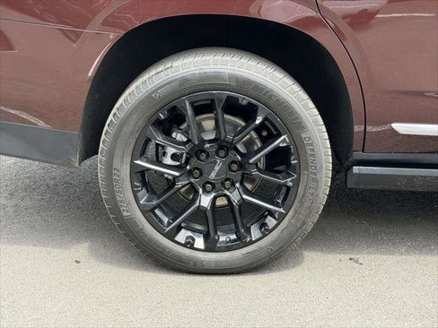 Used 2023 GMC Yukon Denali w/ Max Trailering Package AWD/4WD image 8