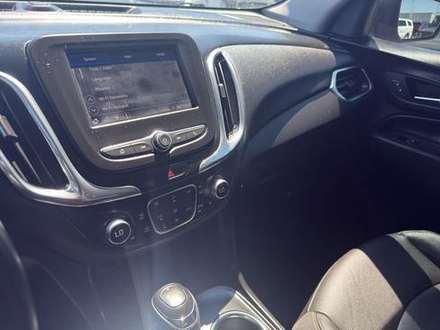 Used 2020 Chevrolet Equinox LT w/ Sport Edition AWD/4WD image 22
