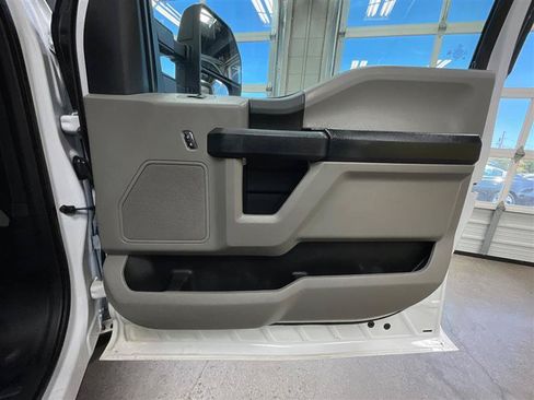 Used 2021 Ford F250 XL w/ Power Equipment Group RWD image 19