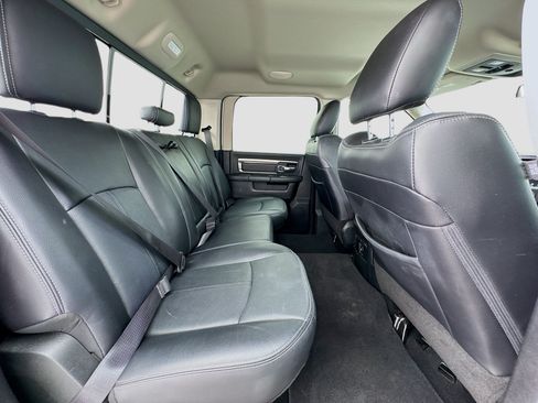 Used 2018 RAM 2500 Laramie w/ Sport Appearance Group AWD/4WD image 18