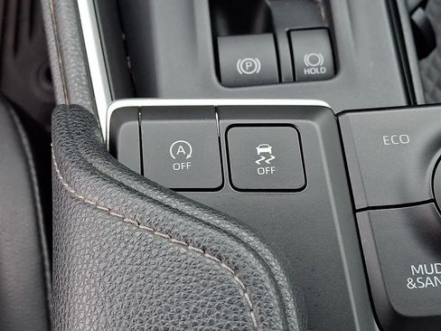 Used 2024 Toyota Grand Highlander AWD image 31