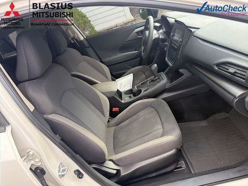 Used 2025 Subaru Impreza 2.0i AWD/4WD image 39