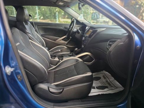 Used 2014 Hyundai Veloster Turbo FWD image 36