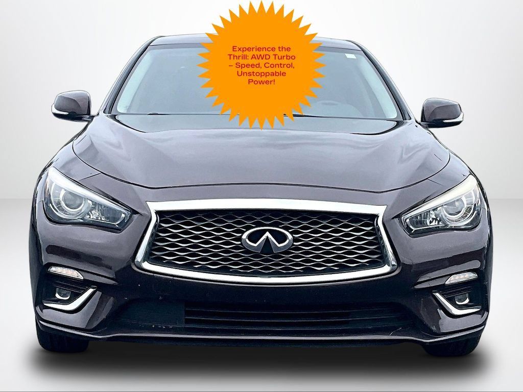 Used 2019 INFINITI Q50 Luxe w/ Essential Package (3.0T Luxe) AWD/4WD image 3