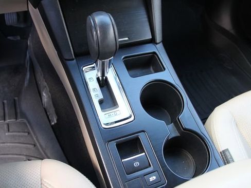 Used 2016 Subaru Legacy 2.5i Limited image 23