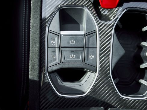 Used 2024 Lamborghini Urus Performante AWD/4WD image 73